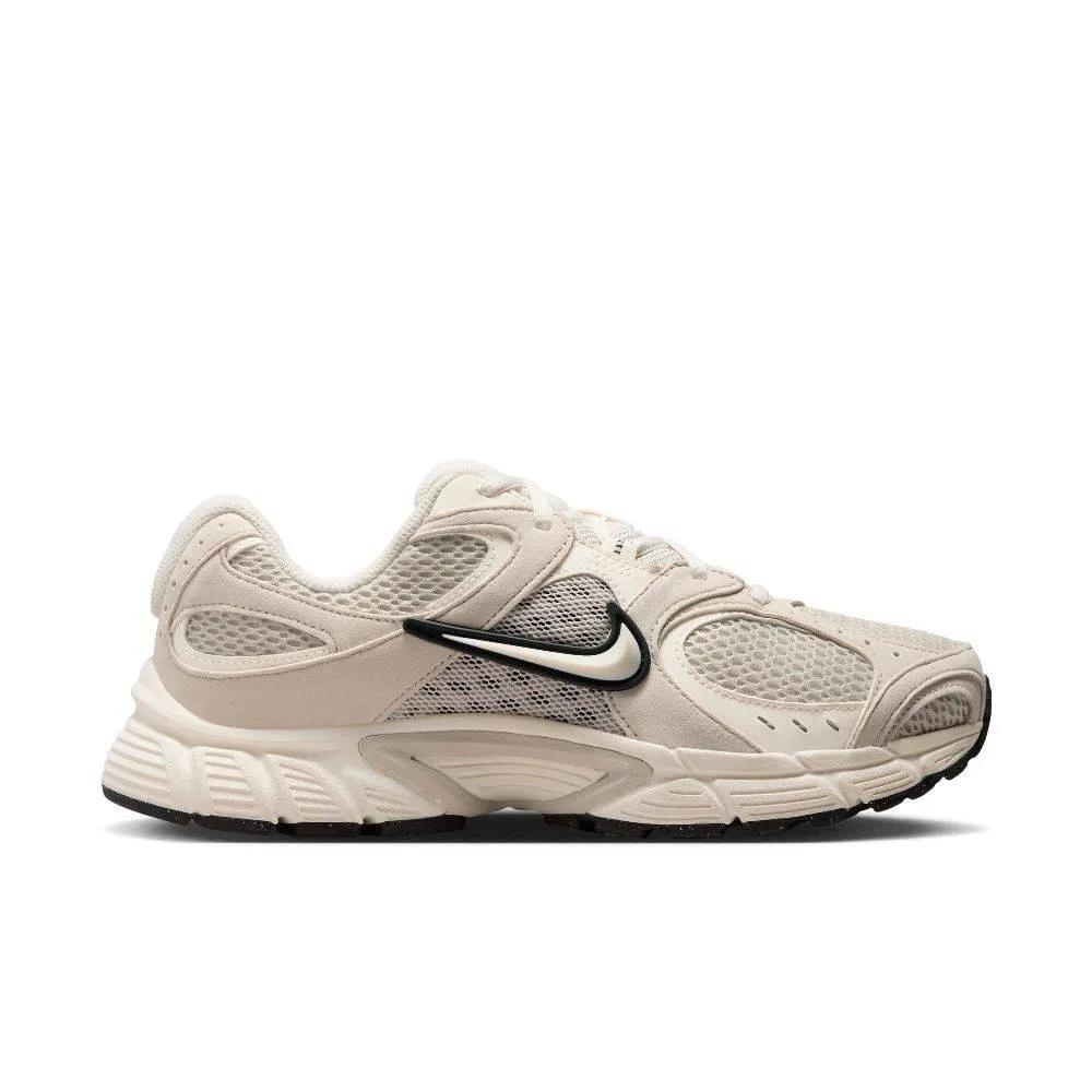 NIKE V5 RNR WOMENS SNEAKERS (II6294-100)