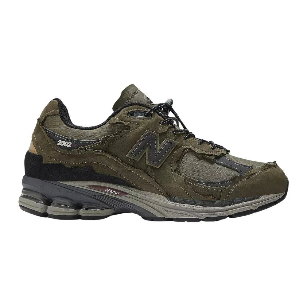 NEW BALANCE M2002 LIFESTYLE SNEAKERS (M2002-RDN)