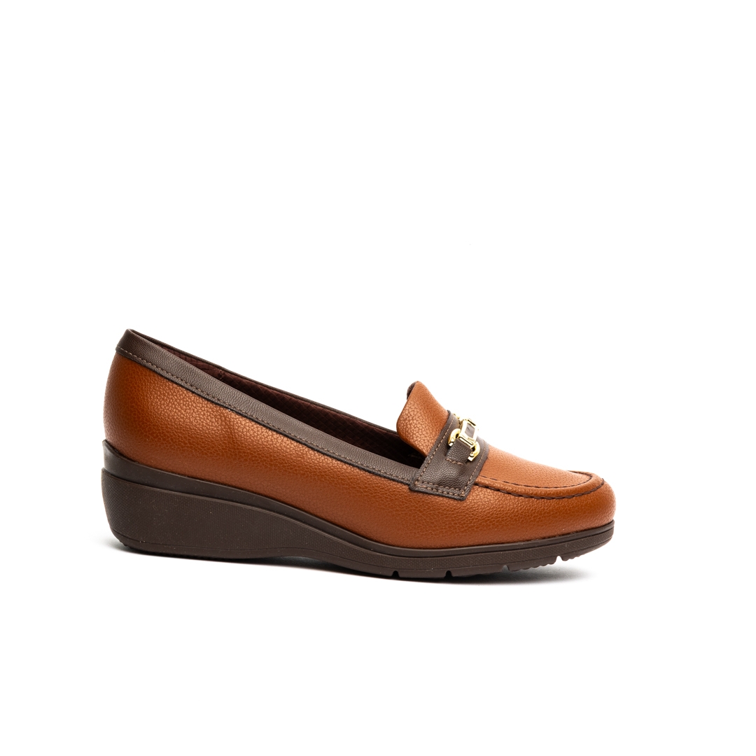 Piccadilly Low Wedge Moccasin Pumps with Horsebit Chain