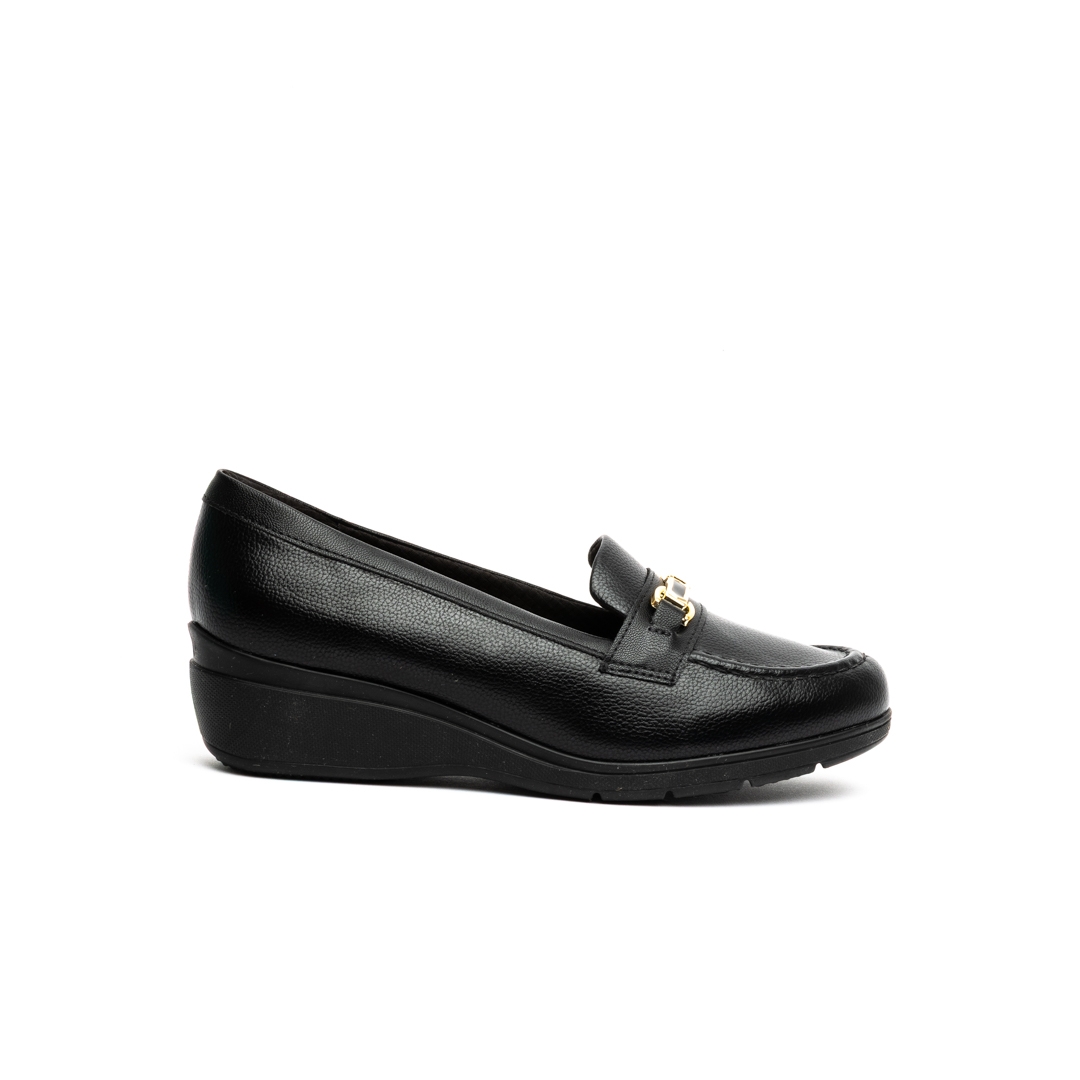Piccadilly Low Wedge Moccasin Pumps with Horsebit Decorative Detail