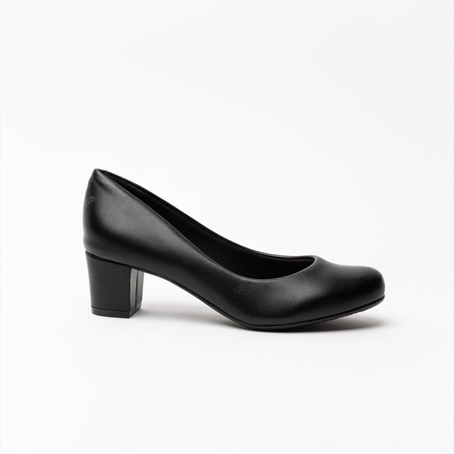 Beira Rio black low heeleded pumps
