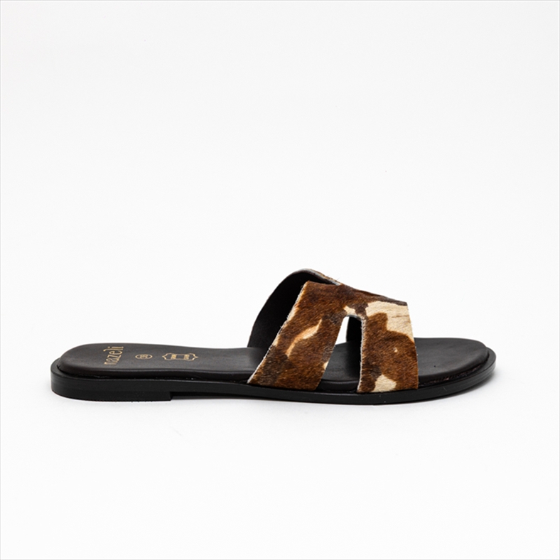 Nazeli Premium Cut Out Flat Sandals