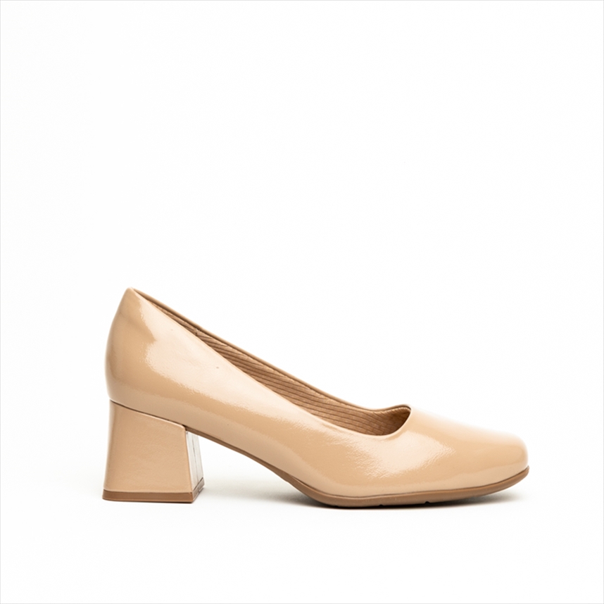 Piccadilly Fashion Glossy Court Medium Block Heel Pumps