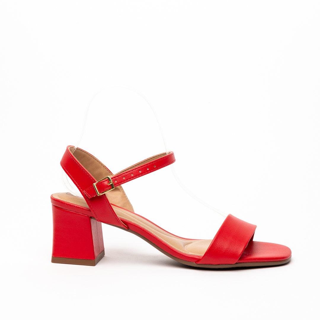 Beira Rio Medium Block Heel Sandals