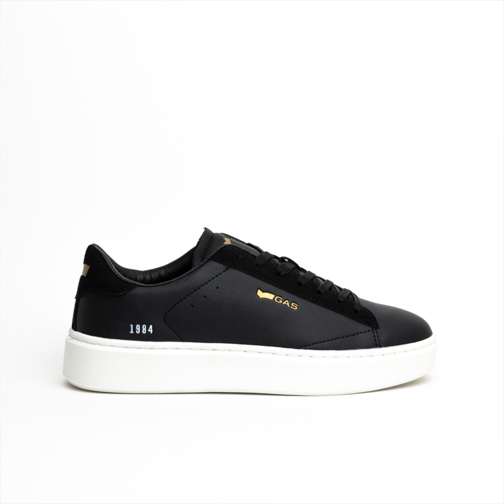 GAS Womens Monochromatic Flat Court Sneakers with Subtle Logo on the Side and Contrast Heel