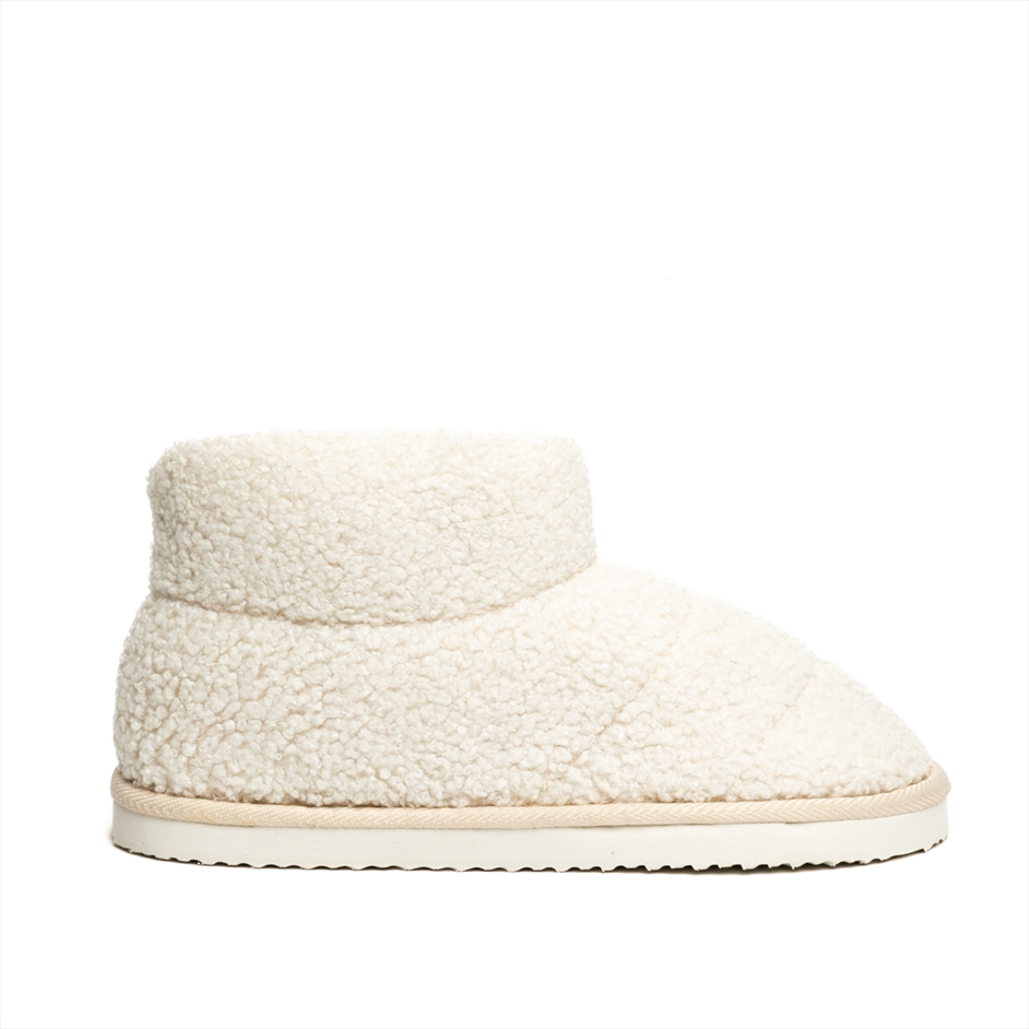 COO Cozy Faux Fur Slippers