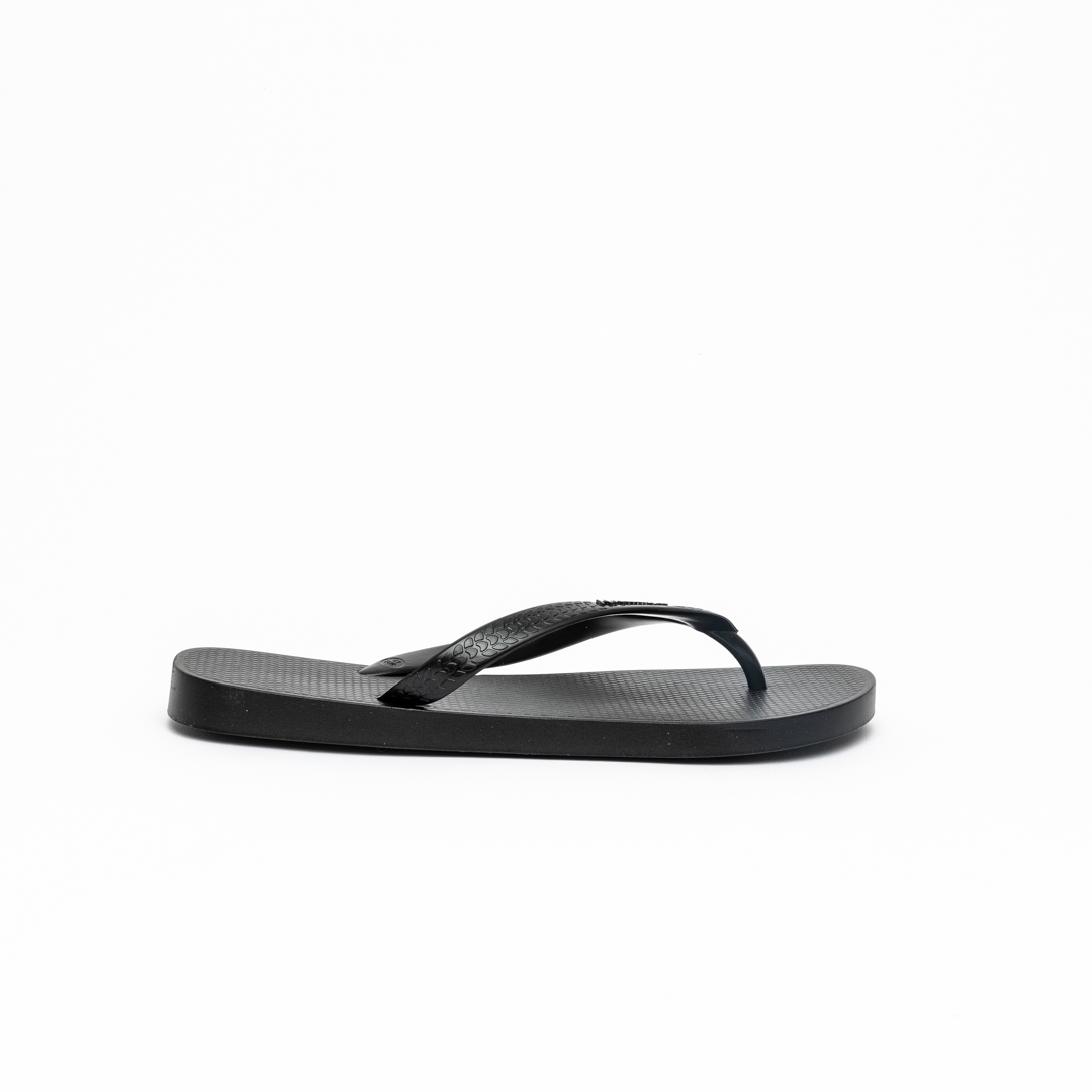 Hotmarzz Women Black Flip-Flops