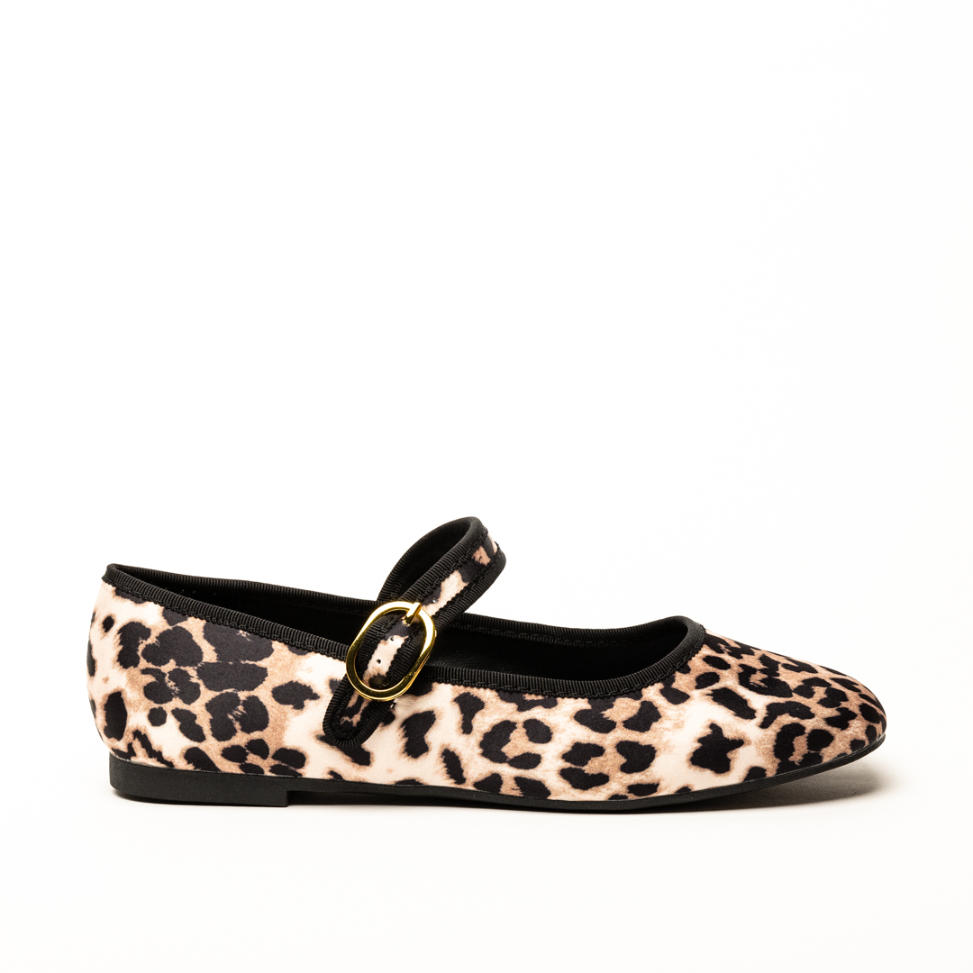 Miss Belgini Mary Jane inspired flats