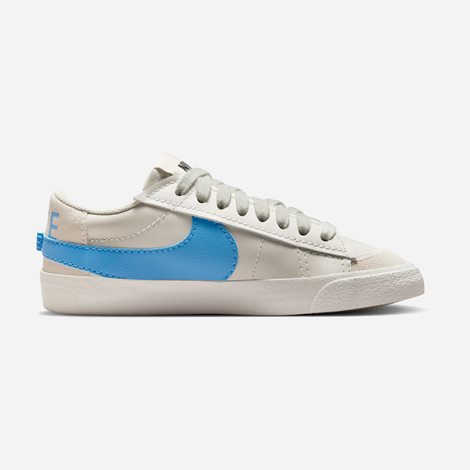 NIKE Γυναικεία Sneakers Blazer Low '77 Jumbo (939493)