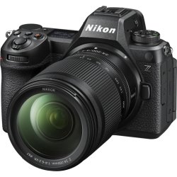 NIKON Z6III + 24-200 F/4-6.3 VR