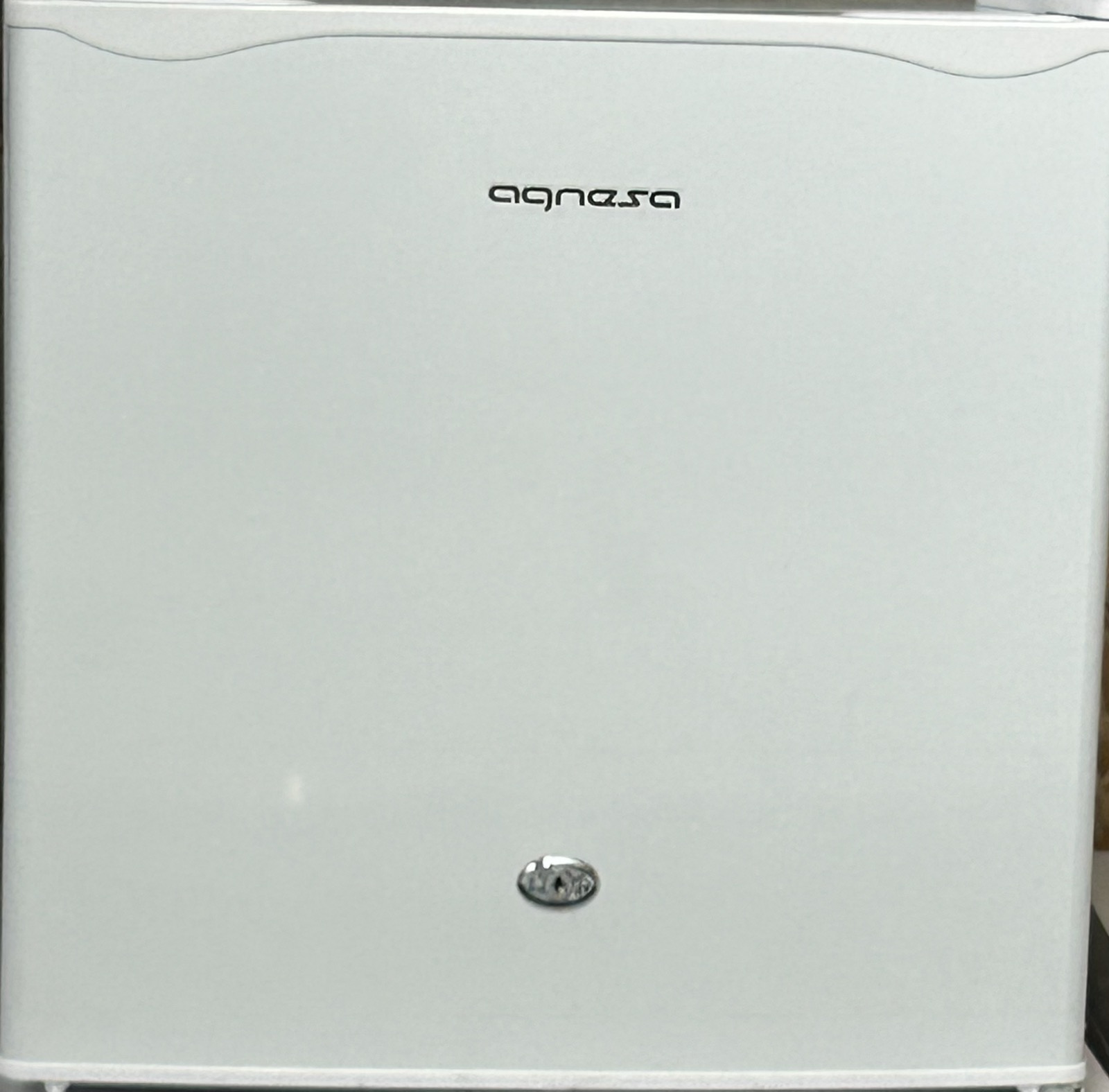 Fridge Single door Mini Bar Agnesa AR-50W ( Π x Υ x Β: 474 x 447 x 496 mm)