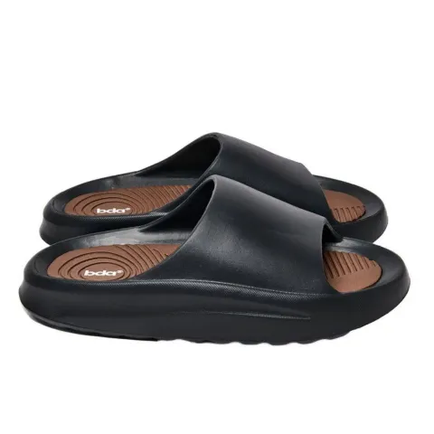 BODY ACTION UNISEX POOL SLIDES (093609-01-BLACK)