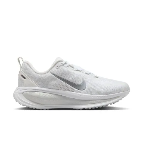 NIKE WOMENS VOMERO 18 ROAD RUNNING SHOES (HM6804-104)