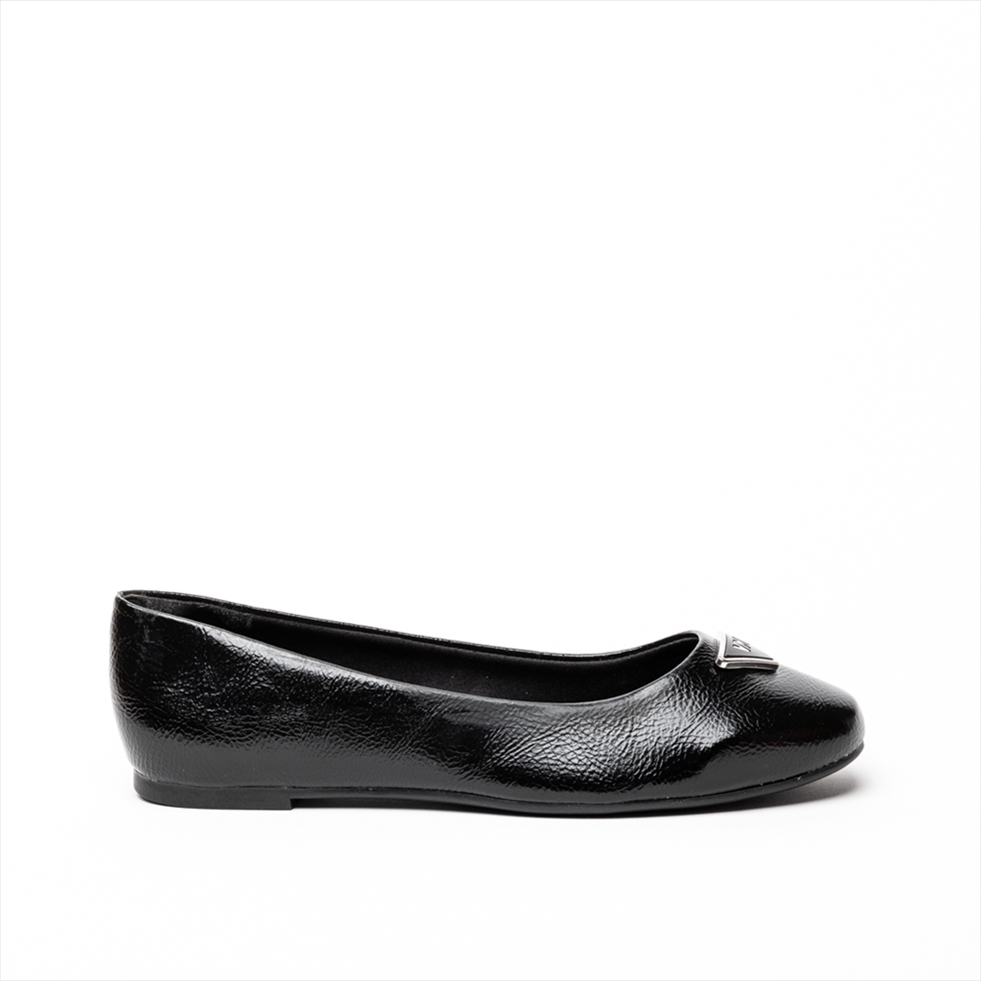 Via Marte flat pumps with logo design