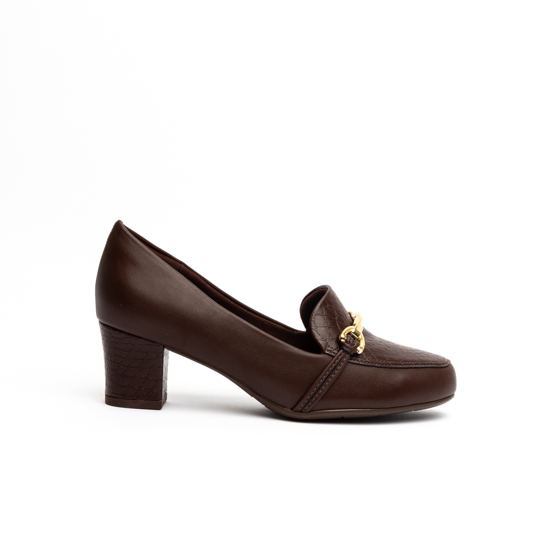 Piccadilly Low Block Heel Loafer Pumps with Chain Detail