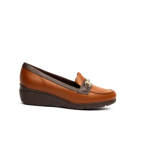 Piccadilly Low Wedge Moccasin Pumps with Horsebit Chain