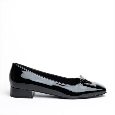 Miss Belgini bow pumps with low block heel