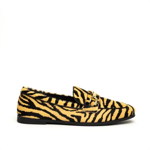 Nazeli Premium Leopard Loafers Flat Pumps