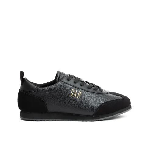 GAP Womens Sleek Silhouette Flat Sneakers